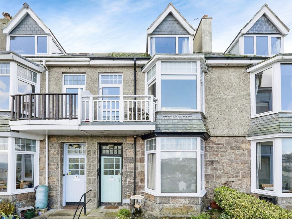 1 bed flat for sale in 12 Park Avenue, St. Ives, Cornwall TR26, £140,000