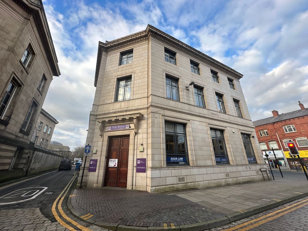 Studio for sale in The Bank, 113- 117 Deansgate, Bolton BL1, £32,000