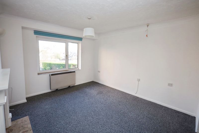 1 bed flat to rent in Madeira Road, Bournemouth BH1, £750 pcm