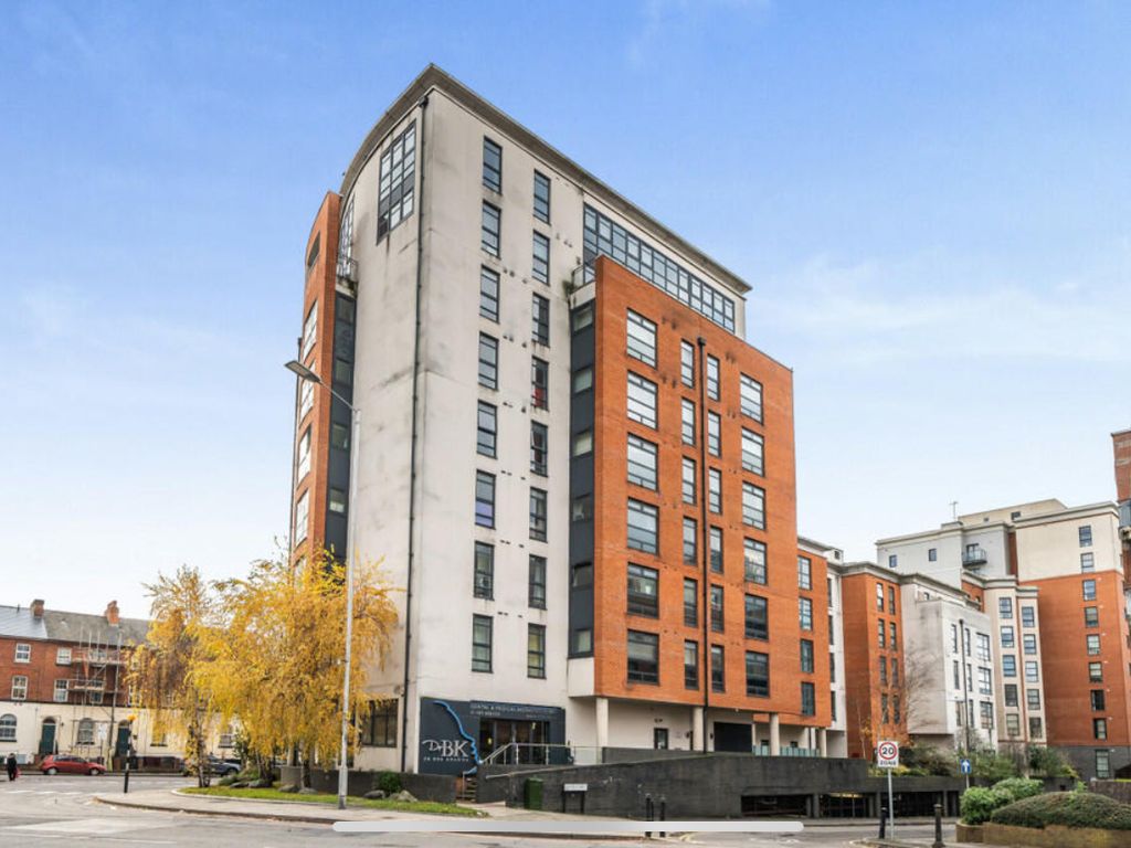 2 bed flat for sale in Kennet Street, Reading RG1, £332,000