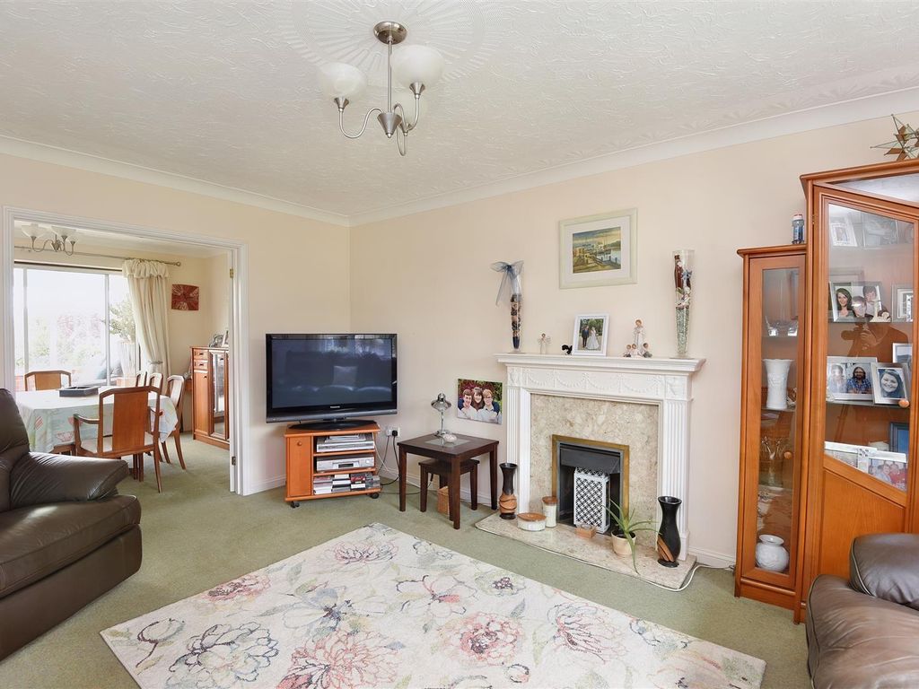 4 bed detached house for sale in Combe Hill, Milborne Port, Sherborne DT9, £415,000