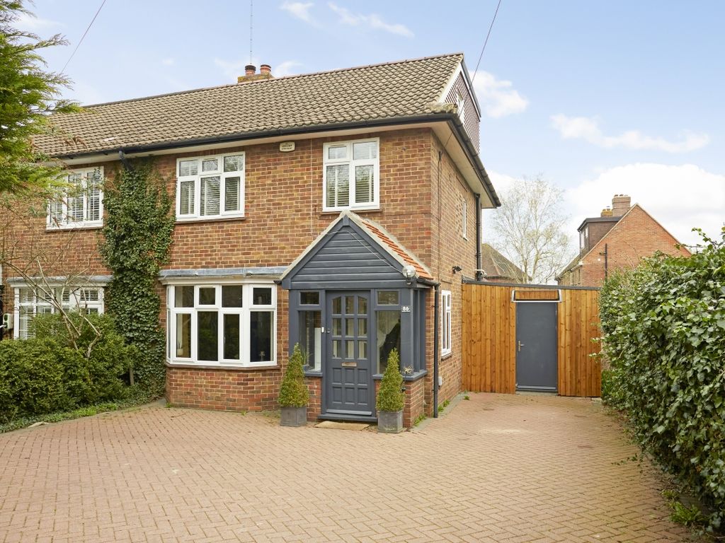 4 bed semi-detached house to rent in London Road, Dunton Green, Sevenoaks TN13, £2,750 pcm