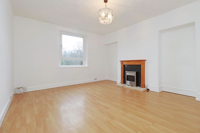 2 bed flat for sale in Stuart Terrace, Bathgate EH48, £130,000