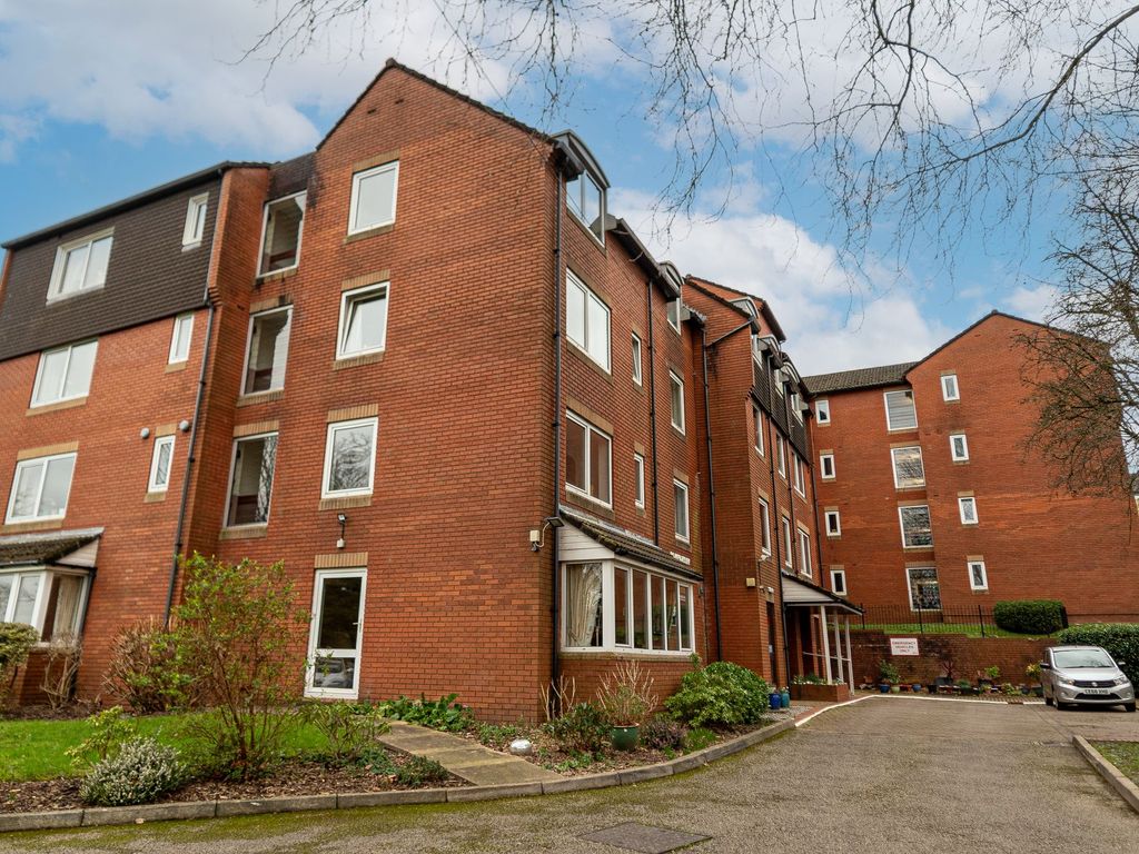 2 bed flat for sale in Bryngwyn Road, Home Valley House NP20, £90,000