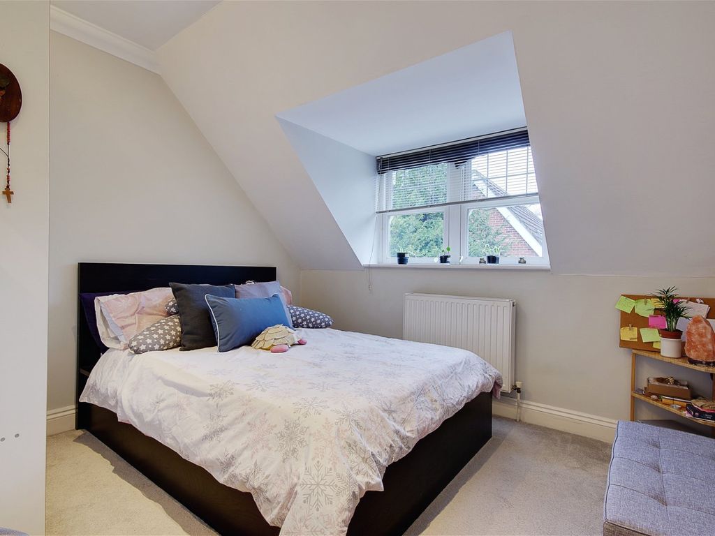 1 bed flat for sale in Charminster Road, Bournemouth BH8, £165,000