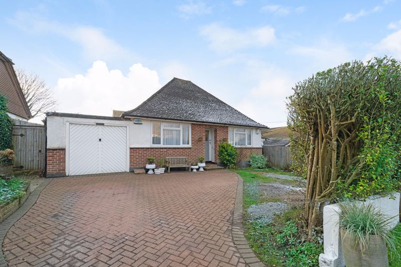 3 bed detached house for sale in Badgers Road, Badgers Mount, Sevenoaks TN14, £650,000