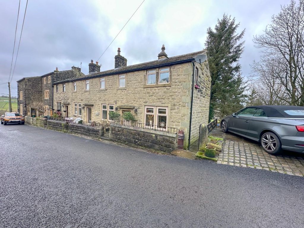 4 bed cottage for sale in Lane Top, Winewall, Colne BB8, £359,950