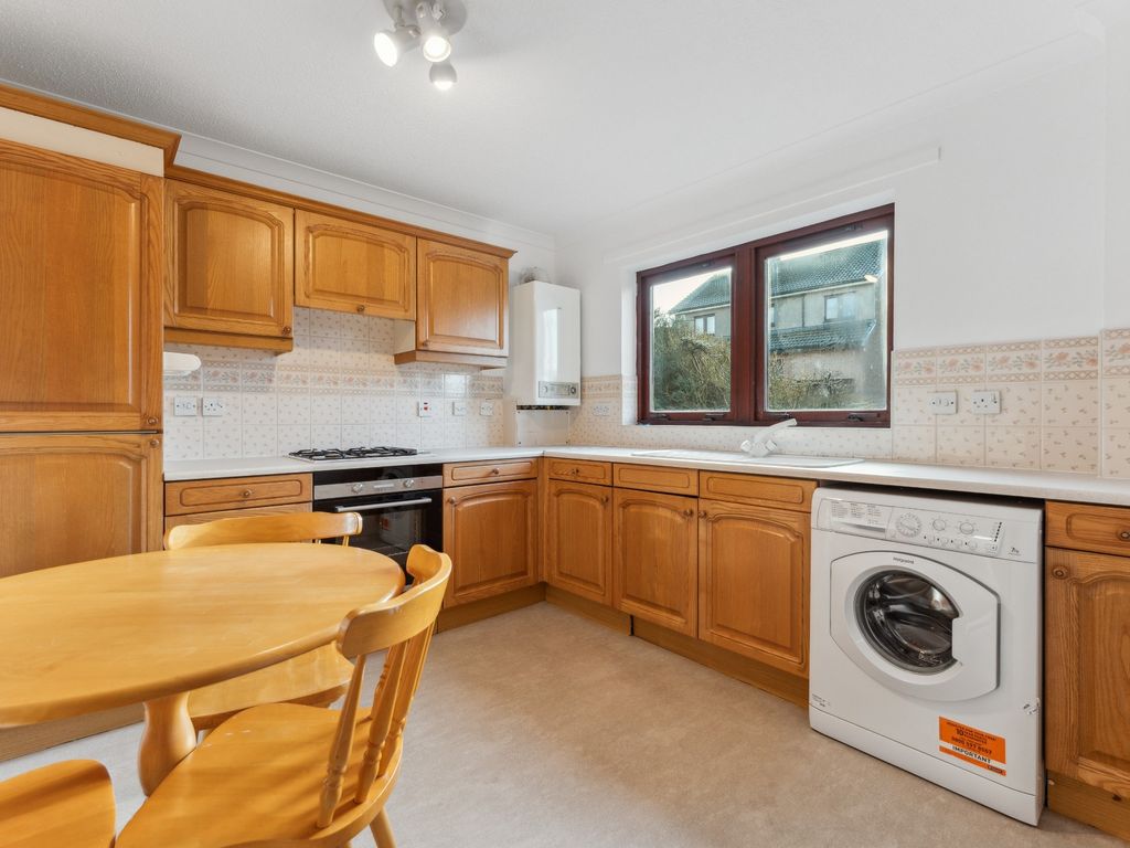 1 bed flat for sale in Ballantrae Crescent, Newton Mearns, East Renfrewshire G77, £129,000