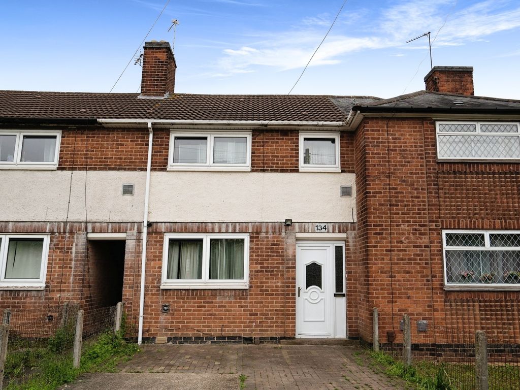 3 bed terraced house for sale in Hand Avenue, Leicester LE3, £155,000