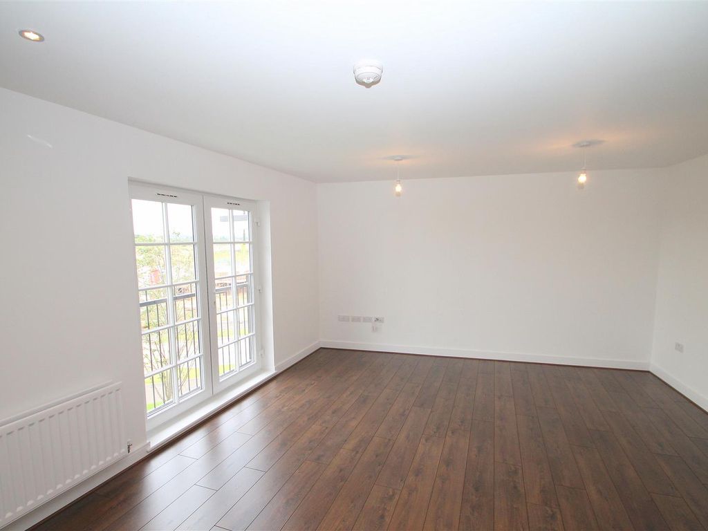 1 bed flat for sale in Candy Dene, Ebbsfleet Valley, Swanscombe DA10, £230,000