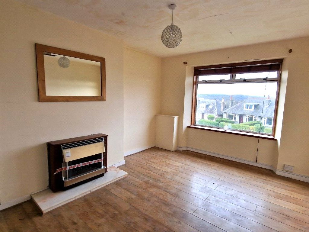 4 bed flat for sale in Oscar Road, Aberdeen AB11, £65,000