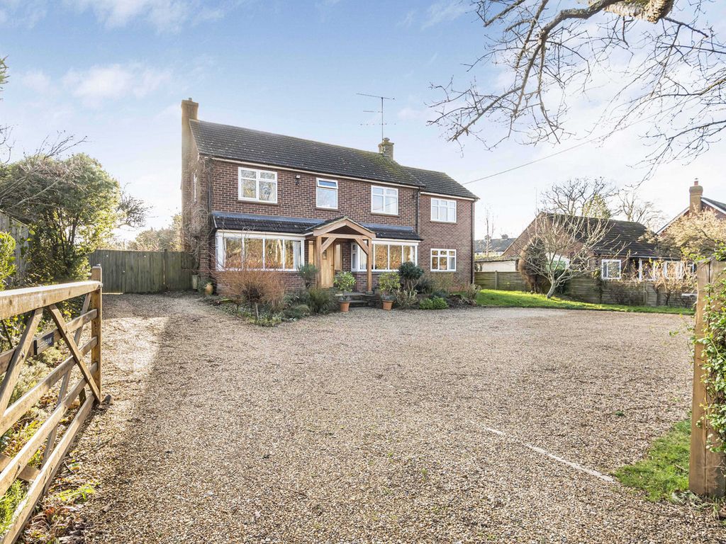 4 bed detached house for sale in Horsepond Road, Gallowstree Common RG4, £1,000,000