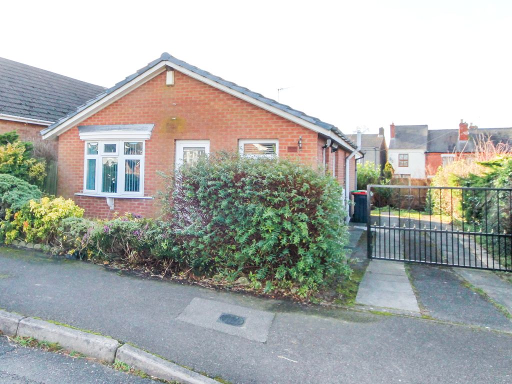 2 bed detached bungalow for sale in Smeath Road, Underwood NG16, £175,000