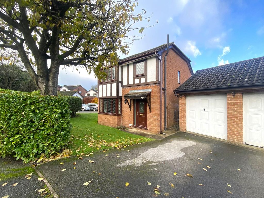 3 bed detached house for sale in Quayside, Congleton CW12, £315,000