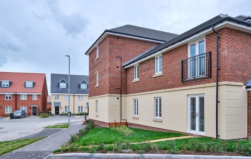 New home, 2 bed flat for sale in Saltburn Turn, Houghton Regis, Dunstable LU5, £255,000