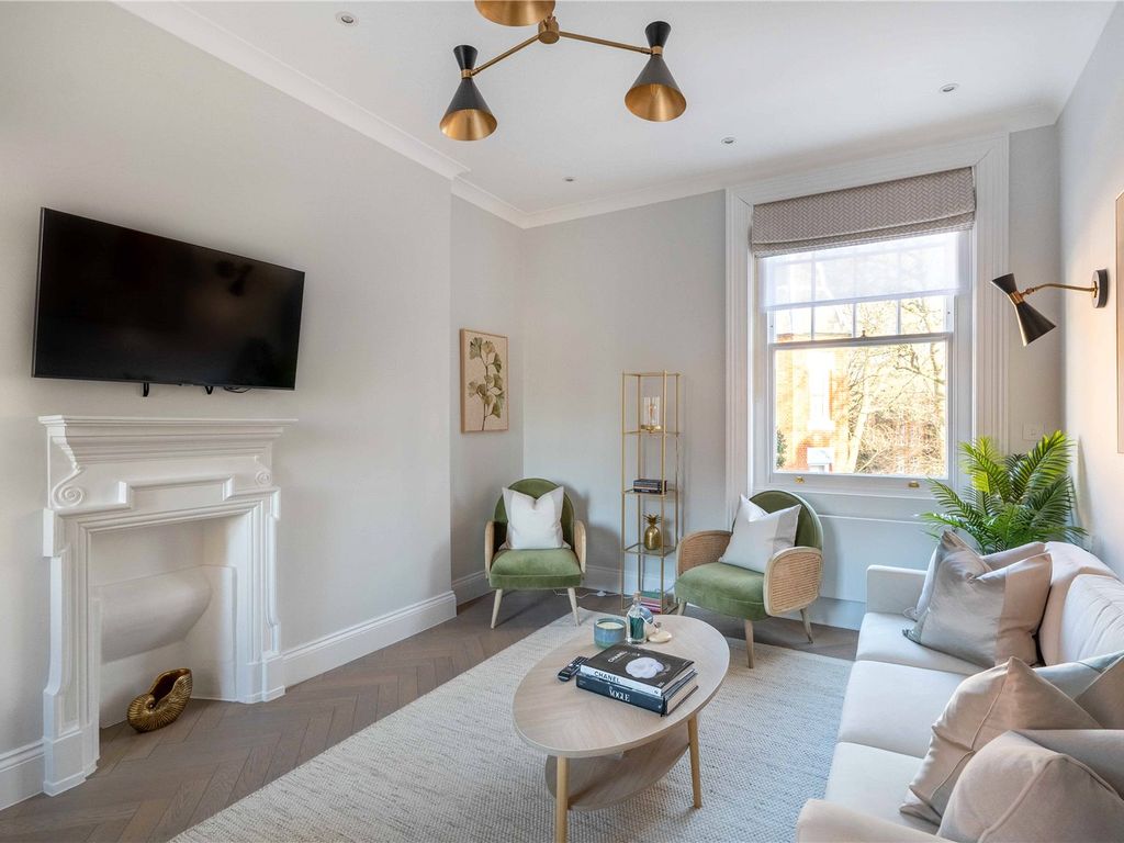 2 bed flat for sale in Roland Gardens, South Kensington, London SW7, £1,485,000