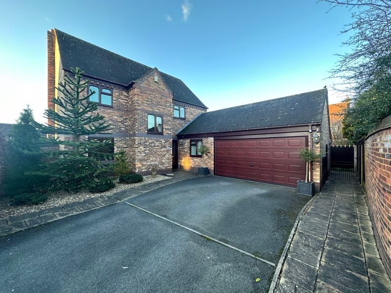 4 bed detached house for sale in Woodford Green, Bratton, Telford TF5, £510,000