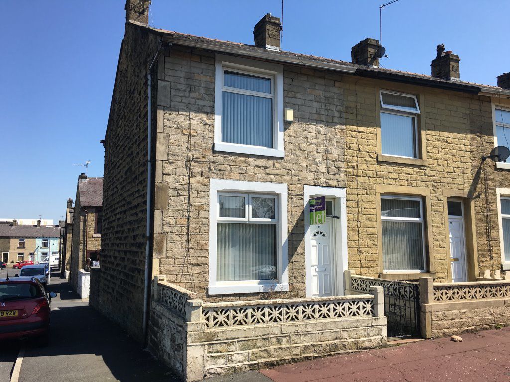 2 bed terraced house to rent in Pinder Street, Nelson BB9, £550 pcm