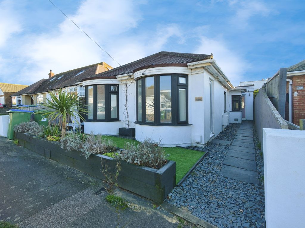 3 bed bungalow for sale in Malines Avenue, Peacehaven, East Sussex BN10, £365,000