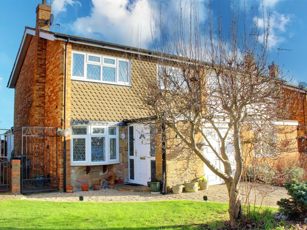 3 bed semi-detached house for sale in High Street, Colney Heath, St Albans AL4, £599,950