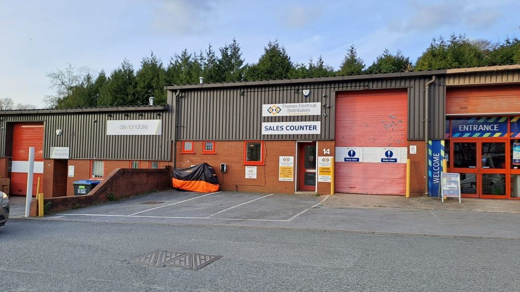 Industrial to let in 14 Chatto Way, Torquay, Devon TQ1, £19,000 pa