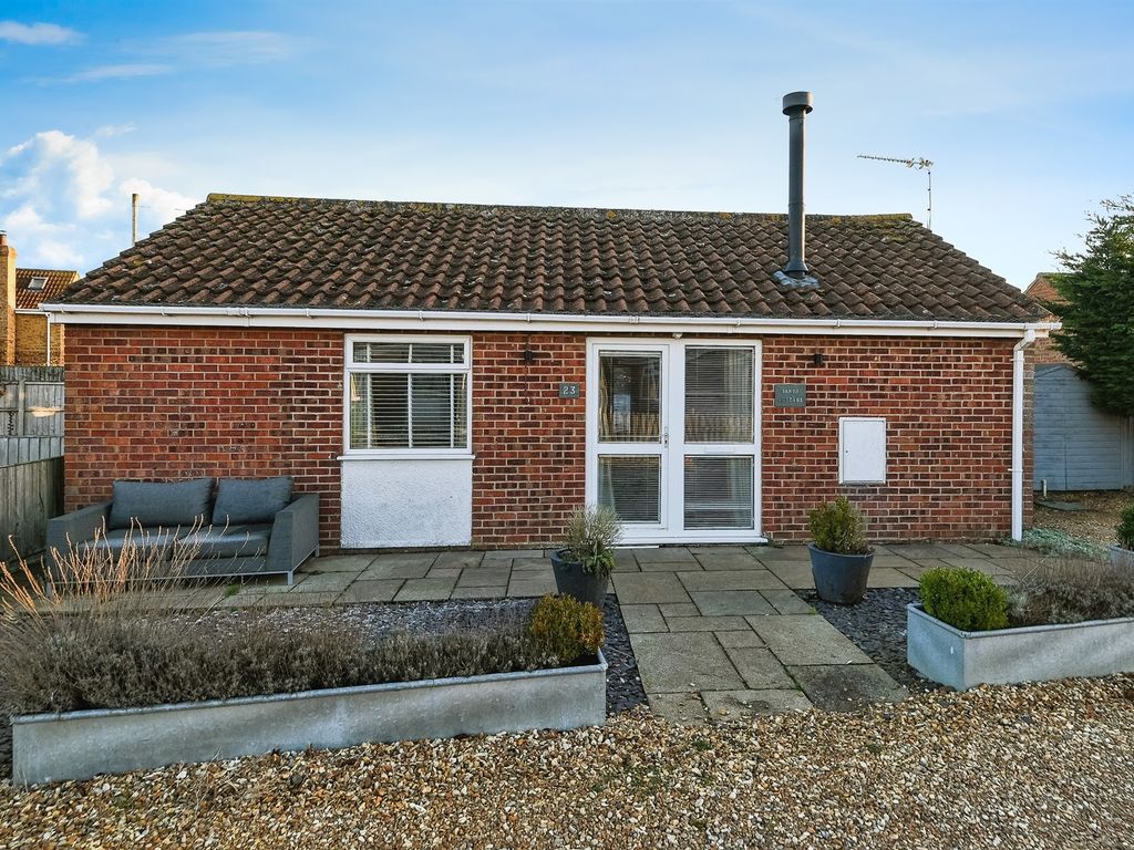 1 bed detached bungalow for sale in The Cedars, Snettisham, King