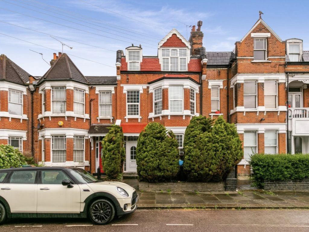 6 bed terraced house for sale in Braemar Avenue, London N22, £1,000,000