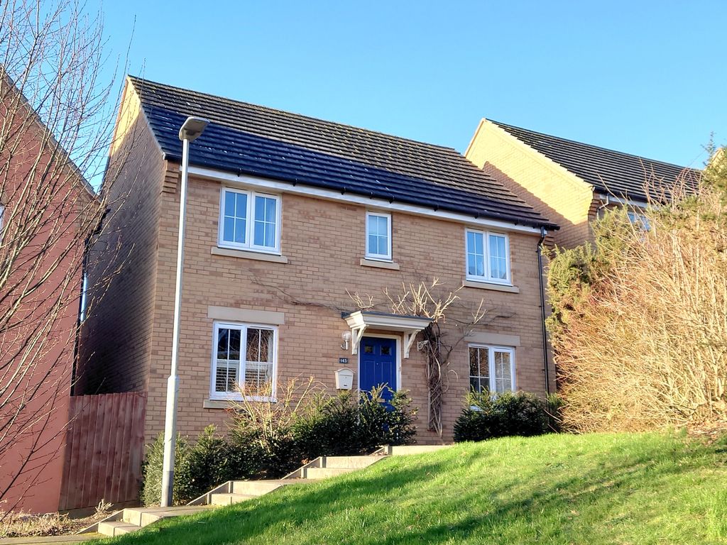 4 bed detached house for sale in Wincanton, Somerset BA9, £360,000