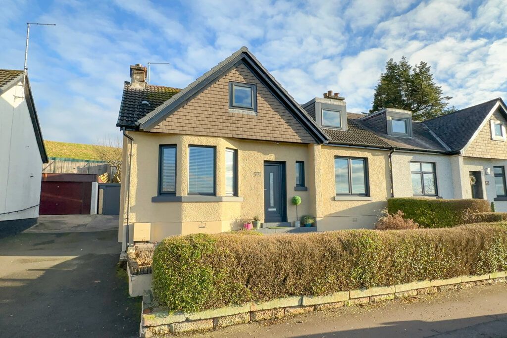 4 bed semi-detached house for sale in Janetta Street, Clydebank G81, £239,000