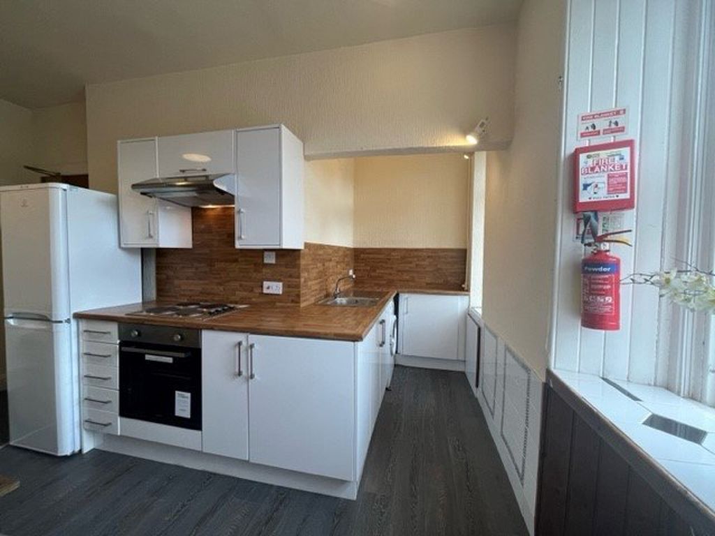 2 bed flat to rent in Scott Street, Dundee DD2, £910 pcm