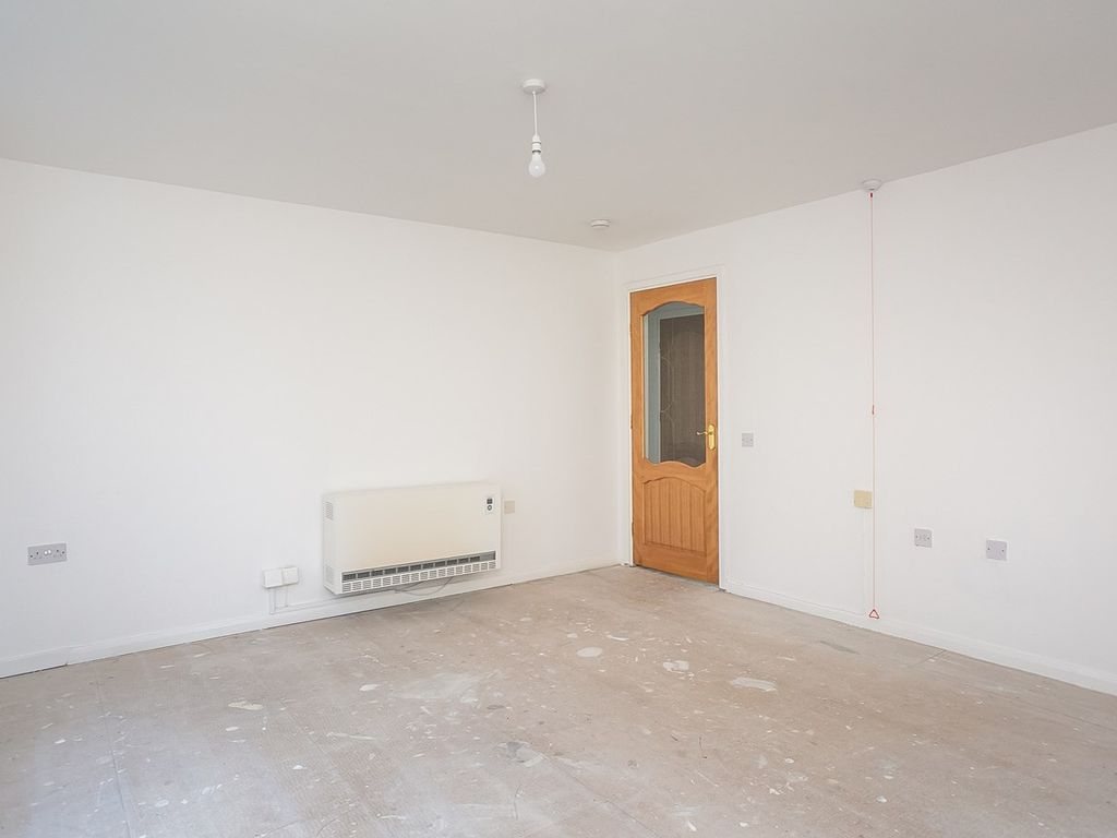 1 bed property for sale in Slaeside, Hanover Court, Balerno EH14, £76,000
