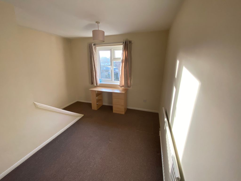 2 bed flat to rent in Westminster Close, Ipswich IP4, £835 pcm