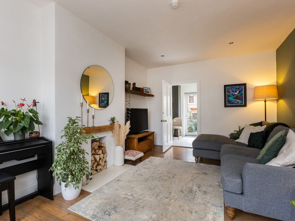 3 bed end terrace house for sale in 5 Prospect Bank Gardens, Leith, Edinburgh EH6, £330,000