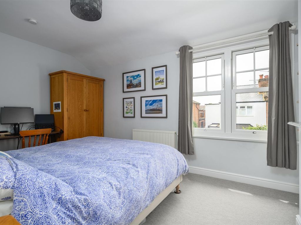 2 bed terraced house for sale in School Road, East Molesey KT8, £535,000