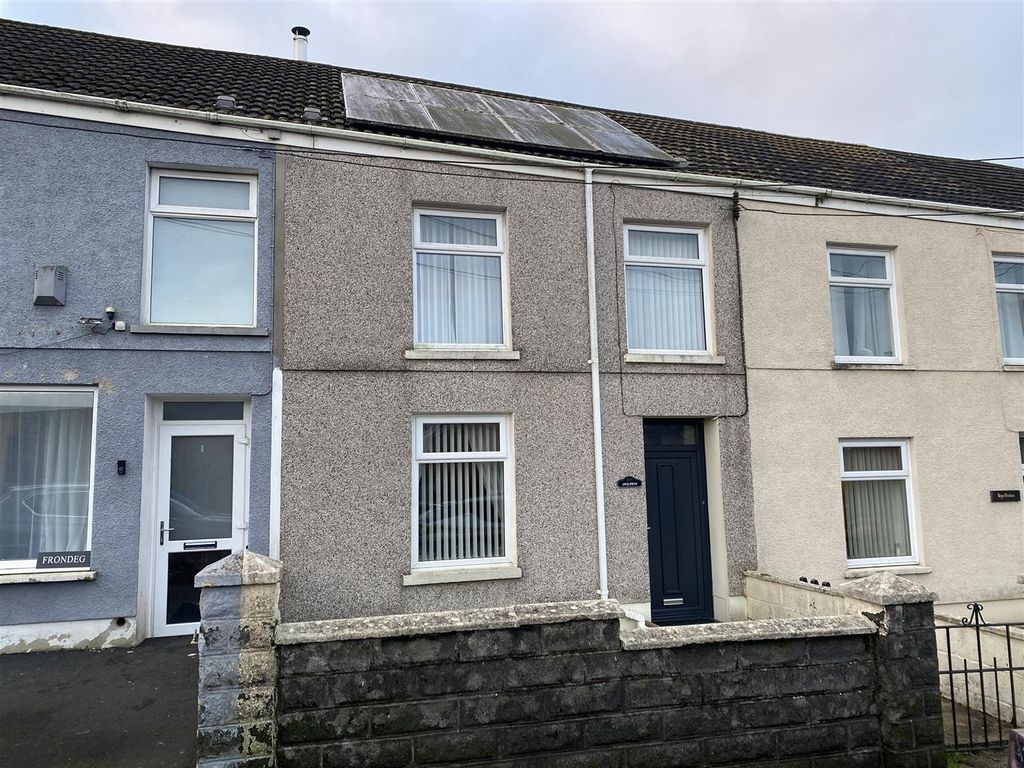 3 bed terraced house for sale in Carway, Kidwelly SA17, £134,950