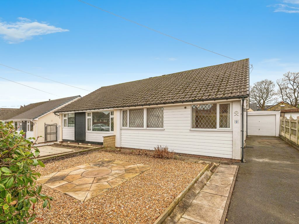2 bed bungalow for sale in Rydings Drive, Brighouse HD6, £220,000
