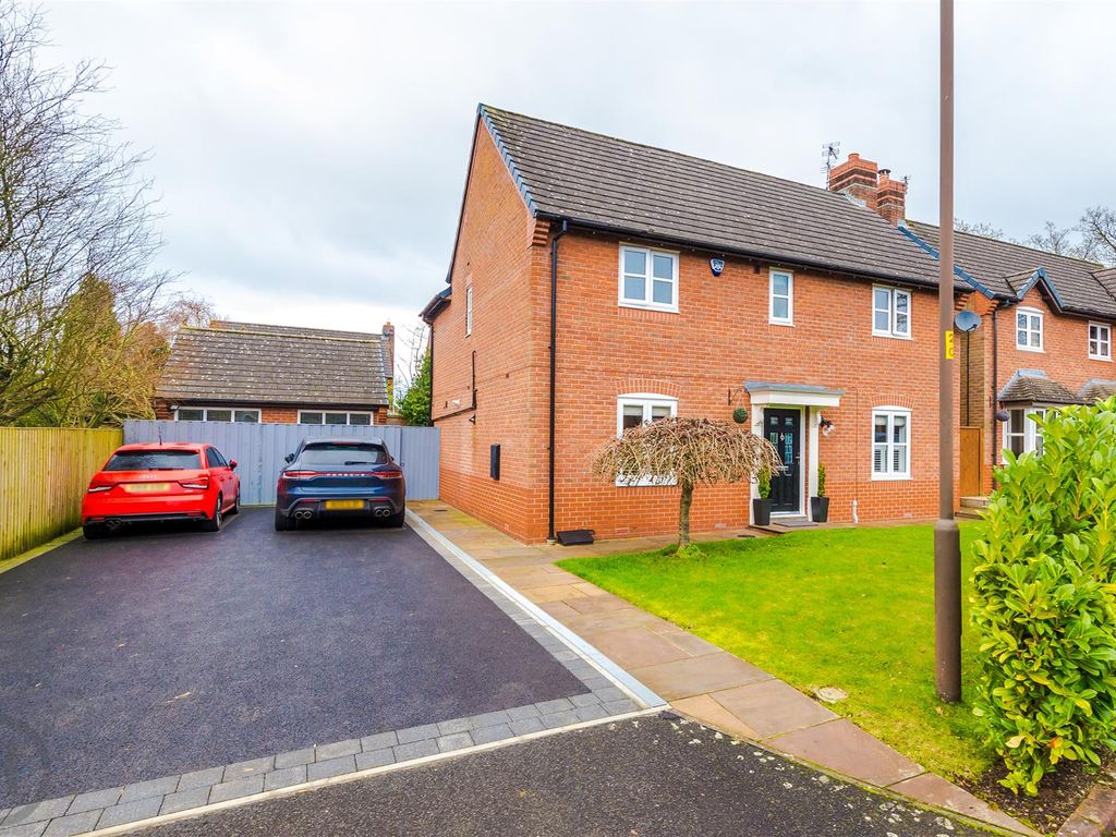 4 bed detached house for sale in Astley Hall Drive, Astley, Manchester M29, £600,000