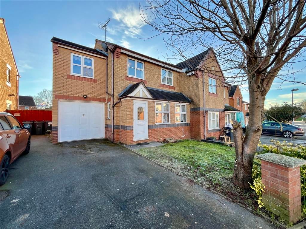 4 bed semi-detached house to rent in Hale Grove, Erdington, Birmingham B24, £1,375 pcm