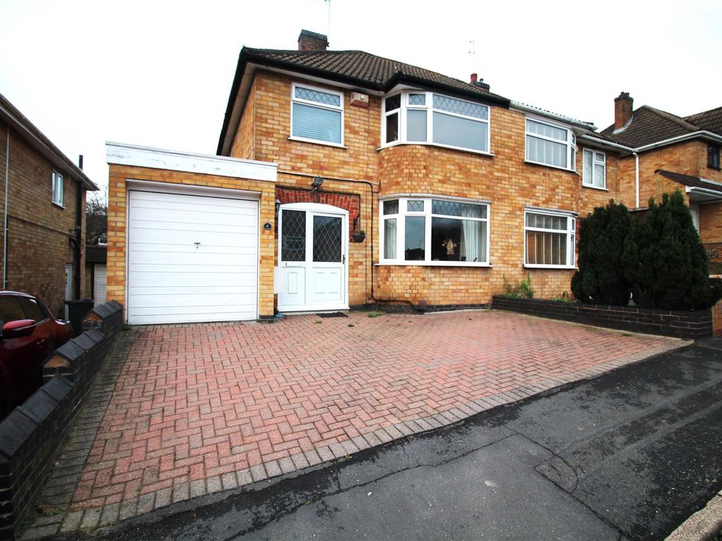 3 bed property for sale in Columbine Close, Braunstone, Leicester LE3, £270,000