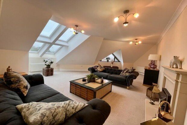 2 bed flat to rent in The Cottages, Auchlochan, Lesmahagow, Lanark ML11, £1,500 pcm