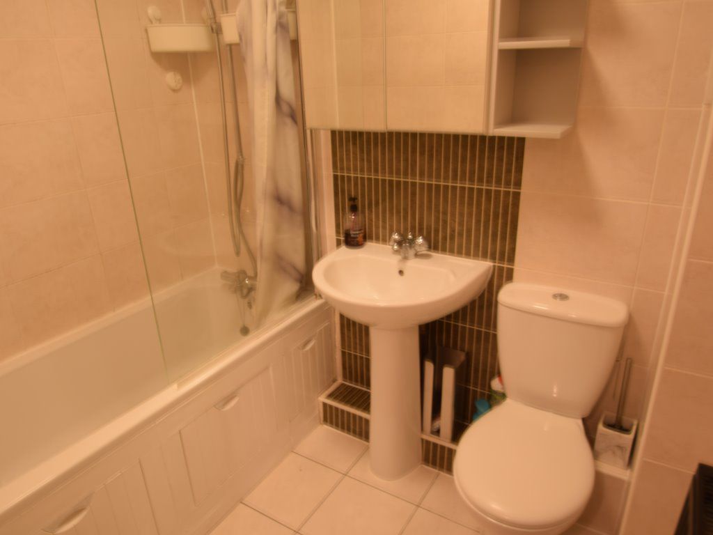 1 bed flat to rent in Satchfield Crt, Henbury, Bristol BS10, £1,000 pcm