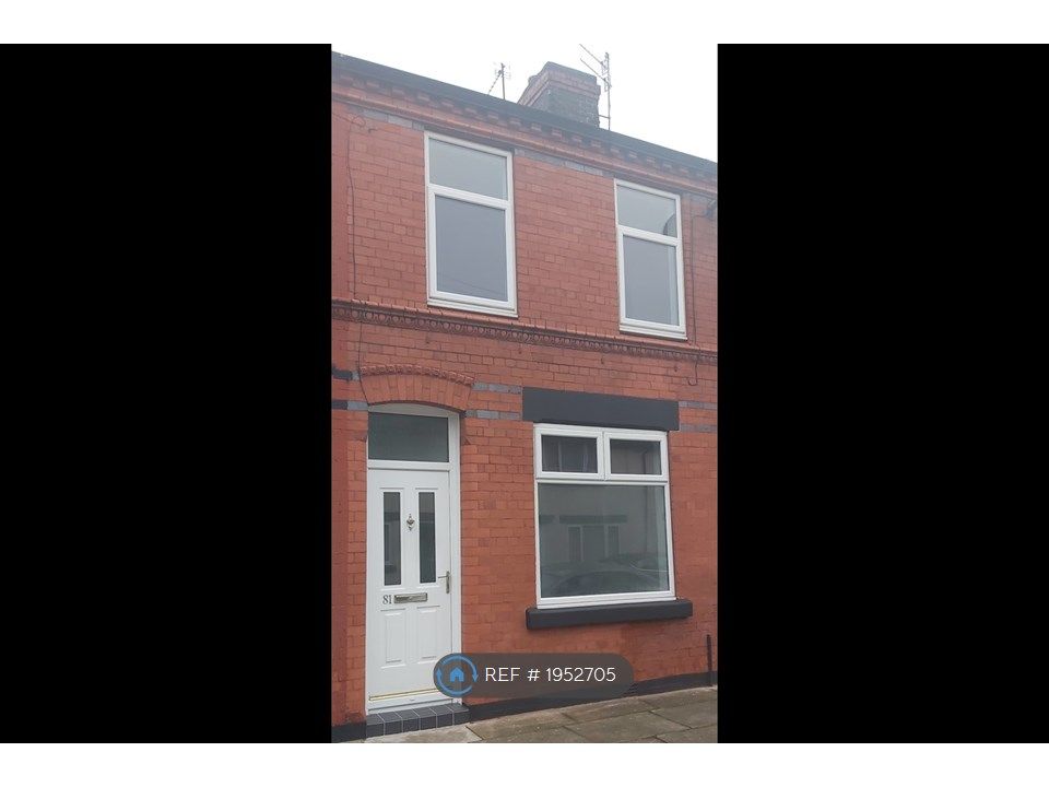 3 bed terraced house to rent in Chesterton Street, Liverpool L19, £925 pcm