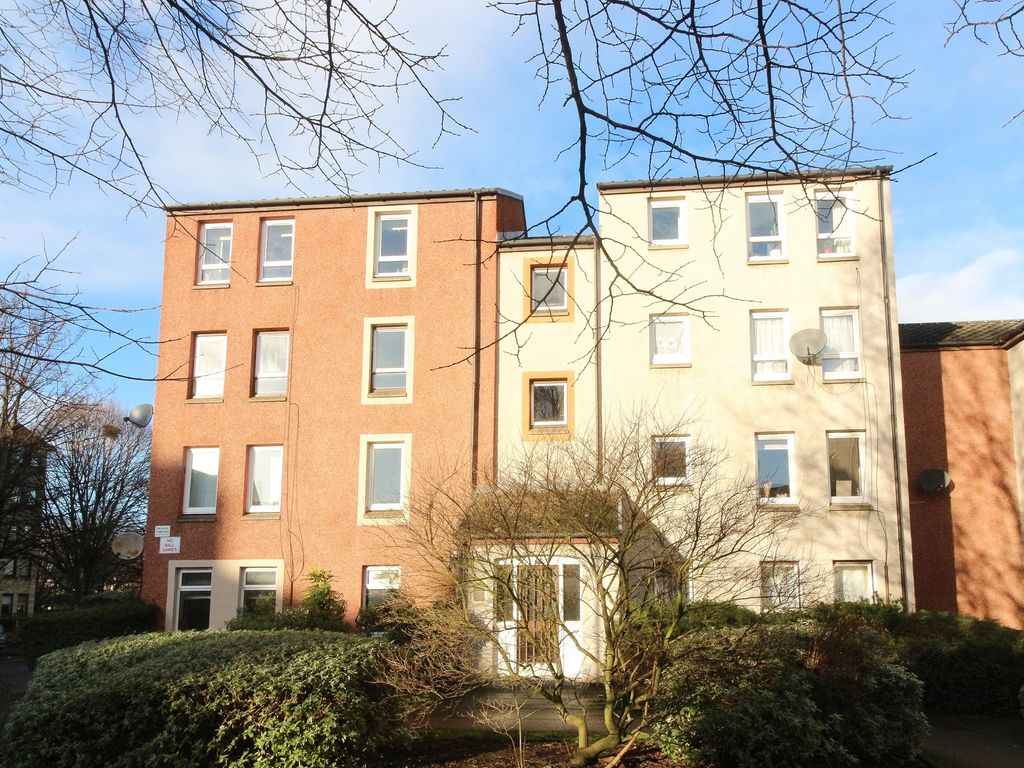 2 bed flat for sale in Springfield, Edinburgh EH6, £189,000