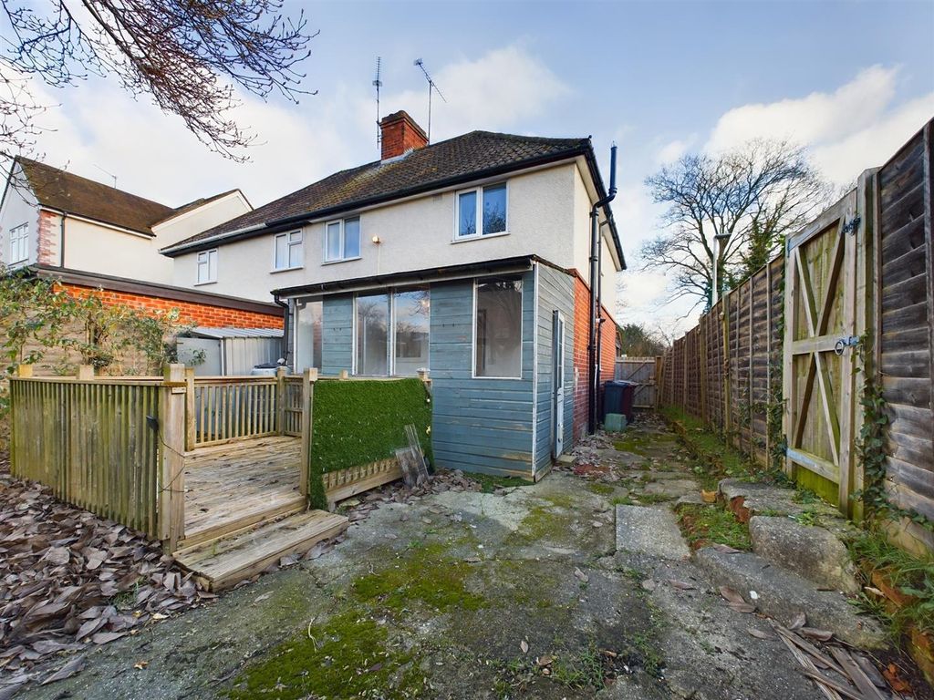 3 bed semi-detached house for sale in Burghfield Road, Reading RG30, £350,000
