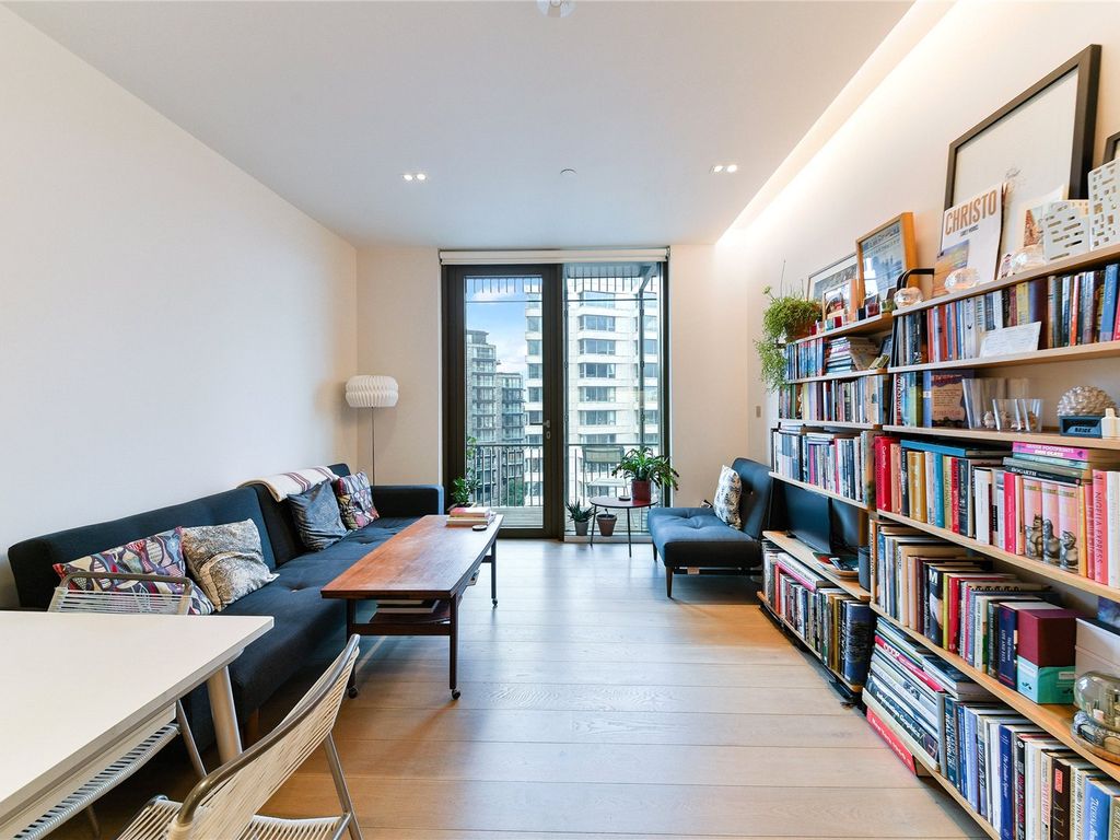 1 bed flat for sale in Canal Reach, London N1C, £745,000