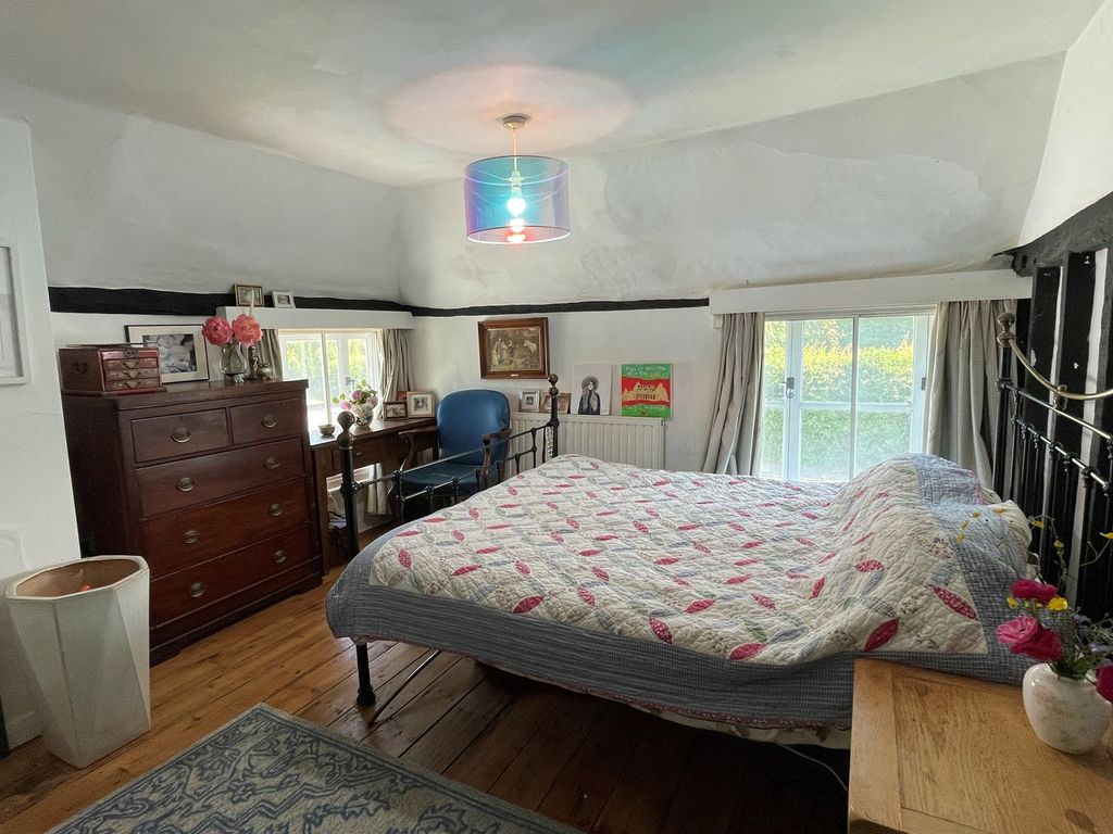 3 bed property for sale in Ashford Road, Bethersden, Ashford TN26, £450,000