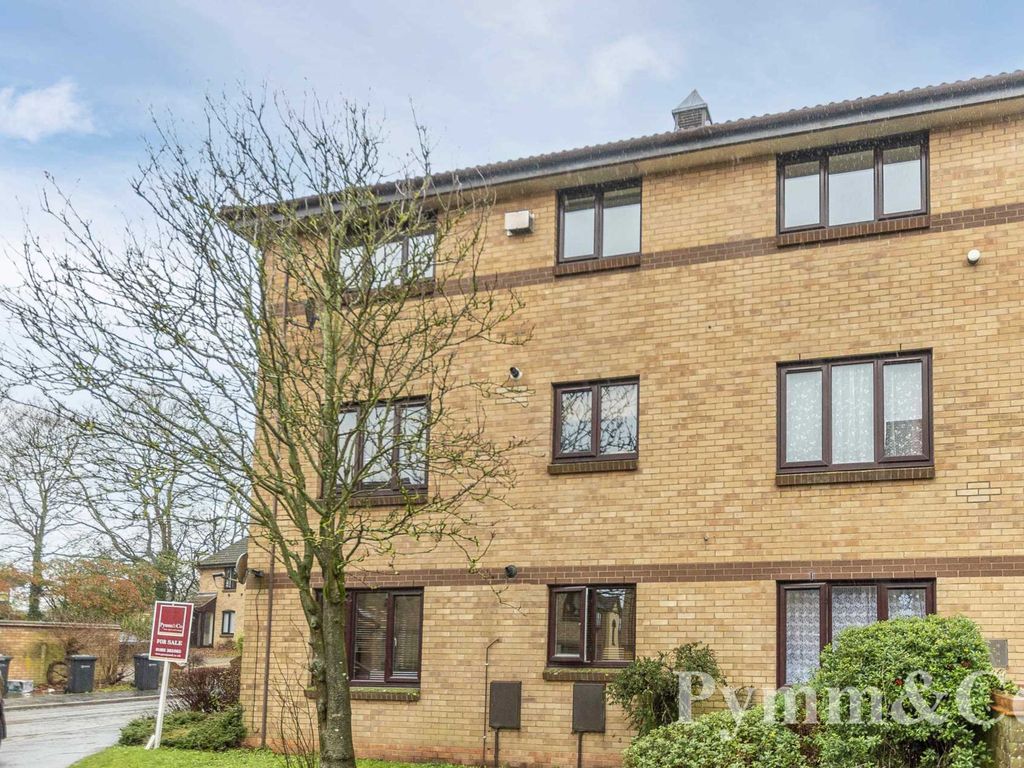 1 bed flat for sale in Dalrymple Way, Norwich NR6, £125,000