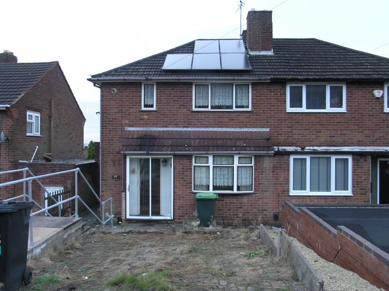 2 bed property for sale in Orchard Close, Rowley Regis B65, £150,000