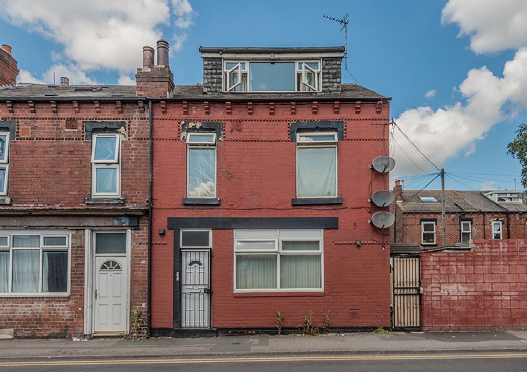 1 bed flat to rent in Compton Road, Leeds LS9, £625 pcm