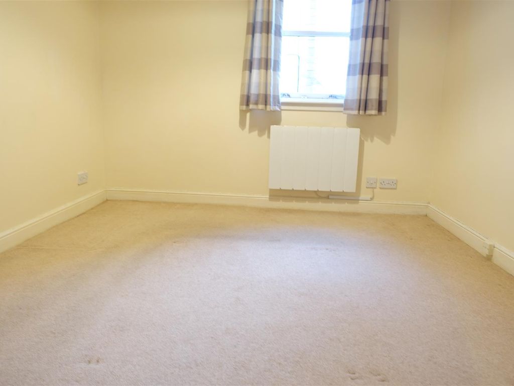 1 bed flat for sale in The Maltings, Linlithgow EH49, £124,000